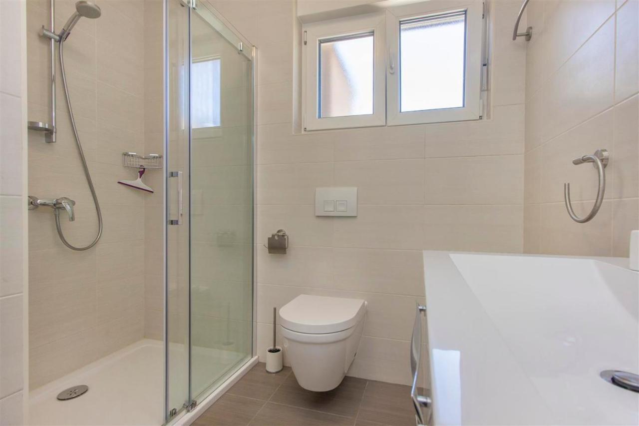 Villa top of Murter, one bedroom apartment 2 Buitenkant foto